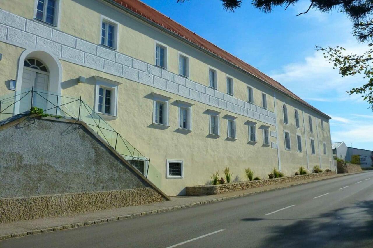 Ferienwohnungen Im Kloster Gars am Kamp Exterior photo